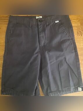 Boys Vans short grey size 18